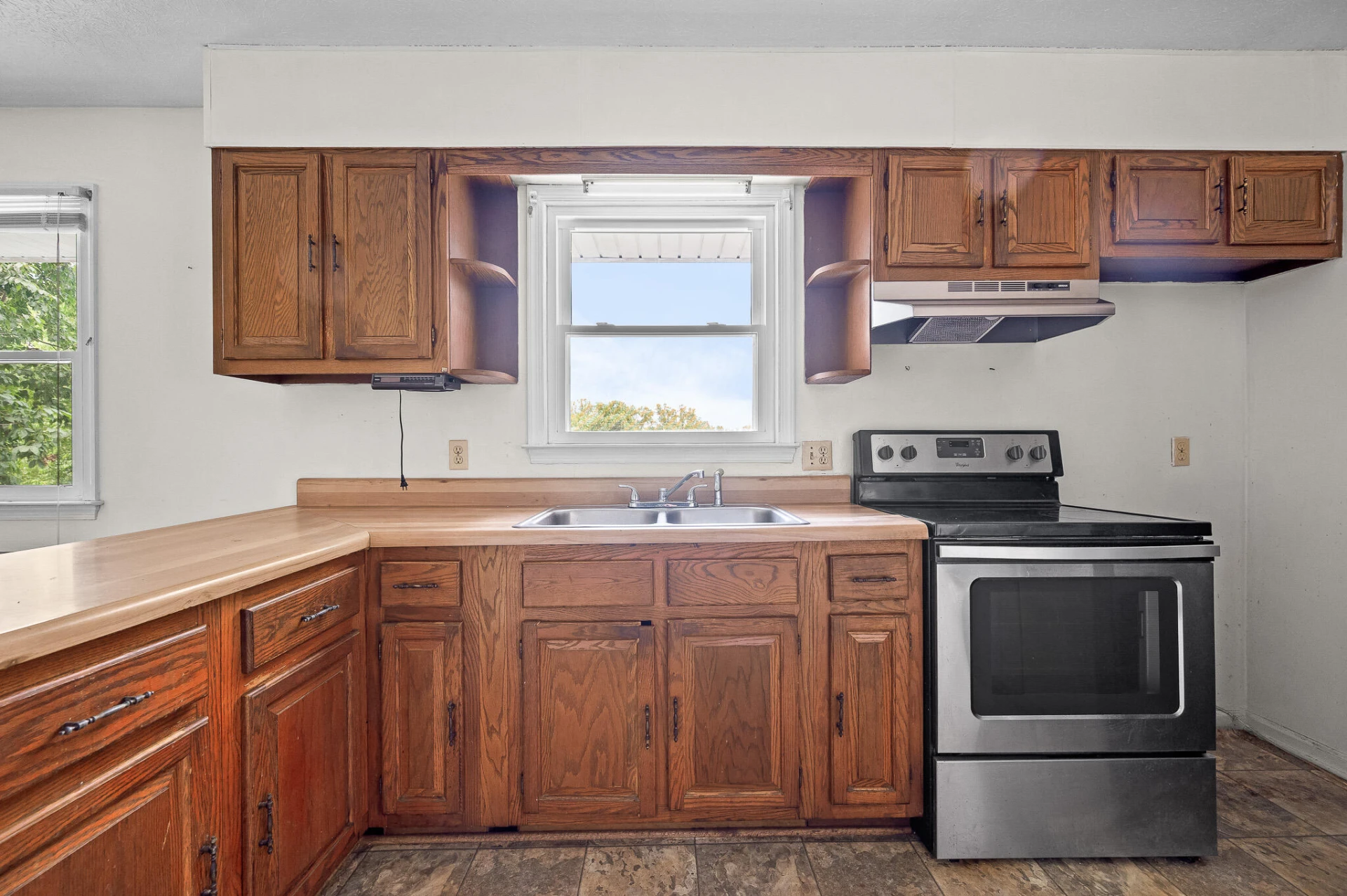 2145 McGhee ST - Photo 13