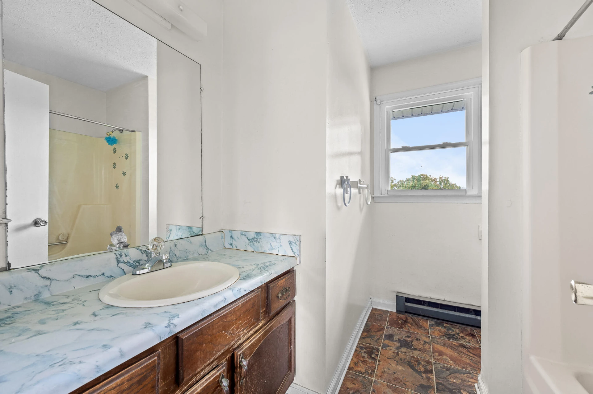 2145 McGhee ST - Photo 19