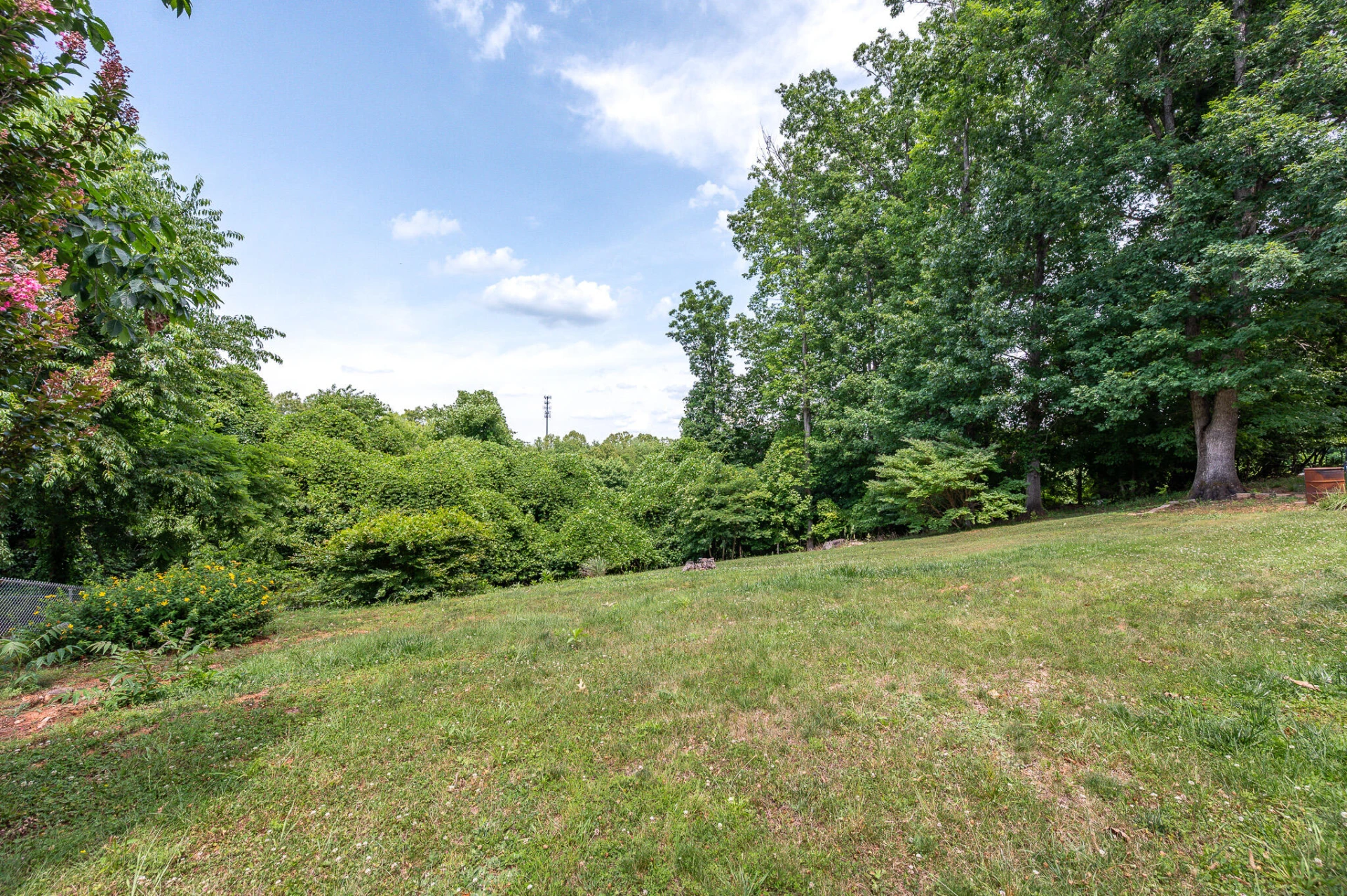 2145 McGhee ST - Photo 30