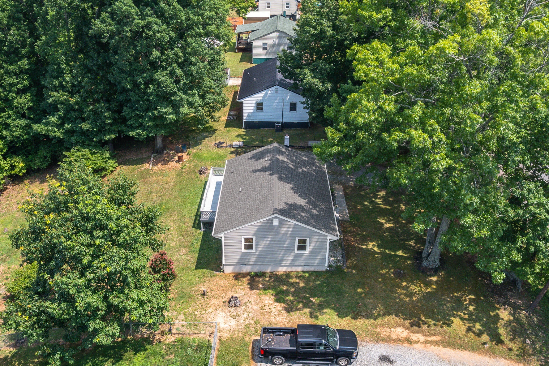 2145 McGhee ST - Photo 35