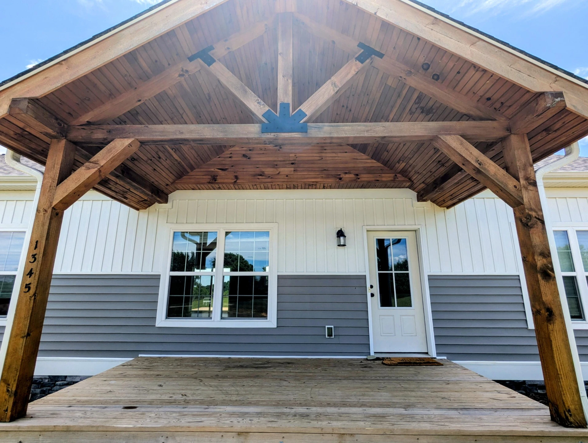 1345 Hale RD NE - Photo 3