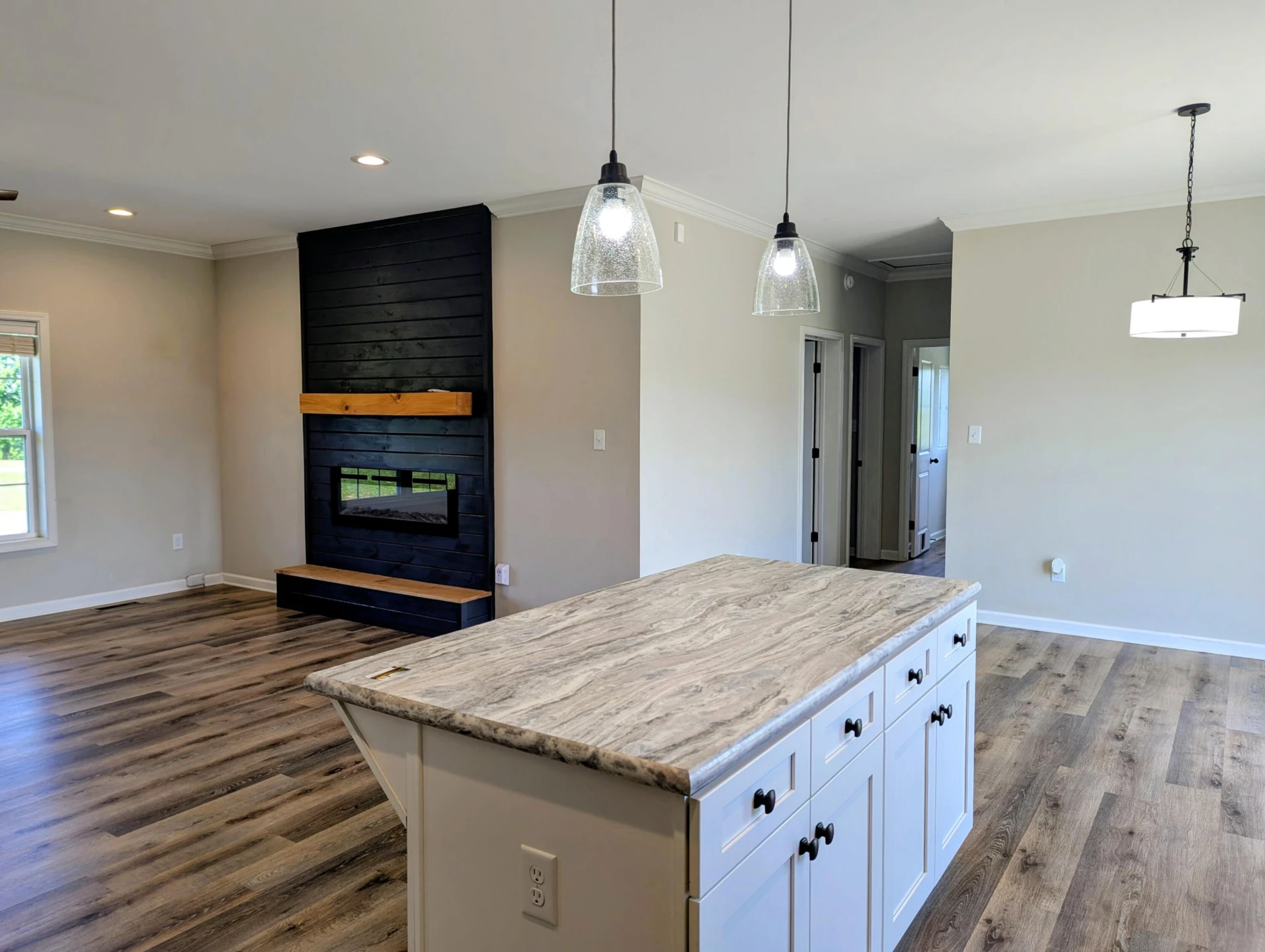1345 Hale RD NE - Photo 9
