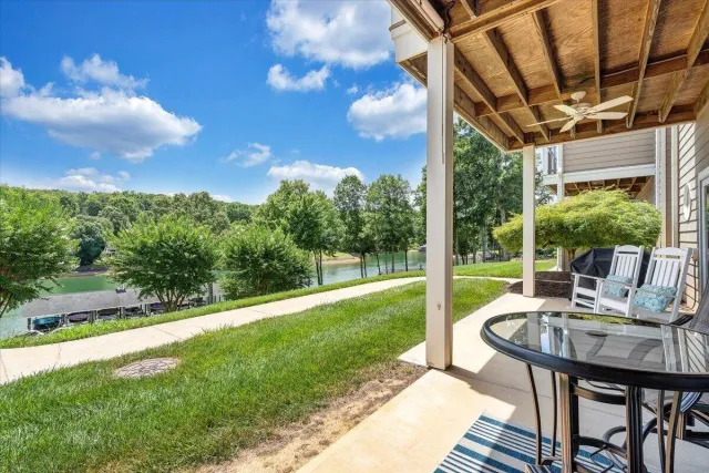 335 S Pointe Shore DR