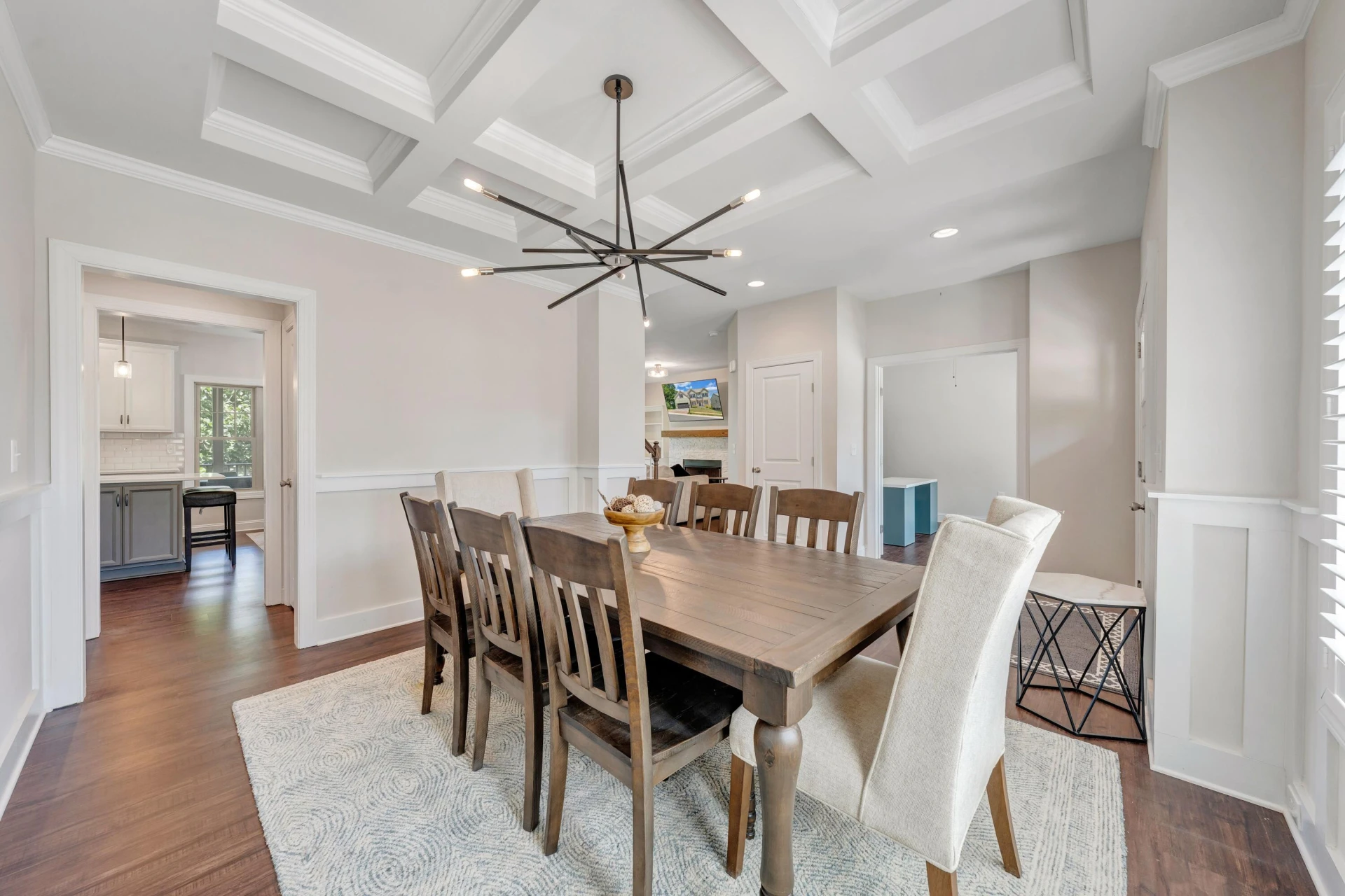 6880 Linn Cove CT - Photo 12