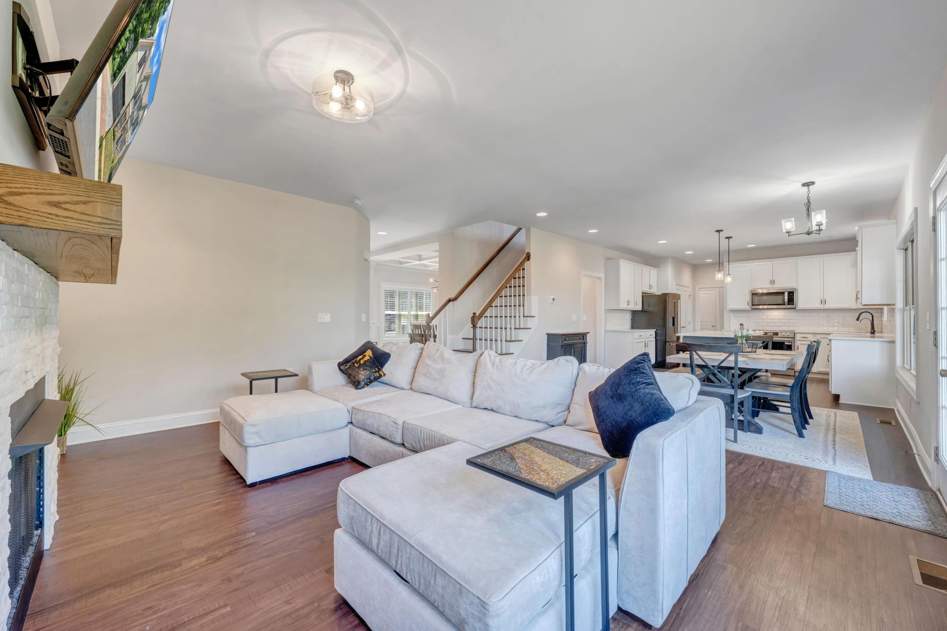 6880 Linn Cove CT - Photo 20