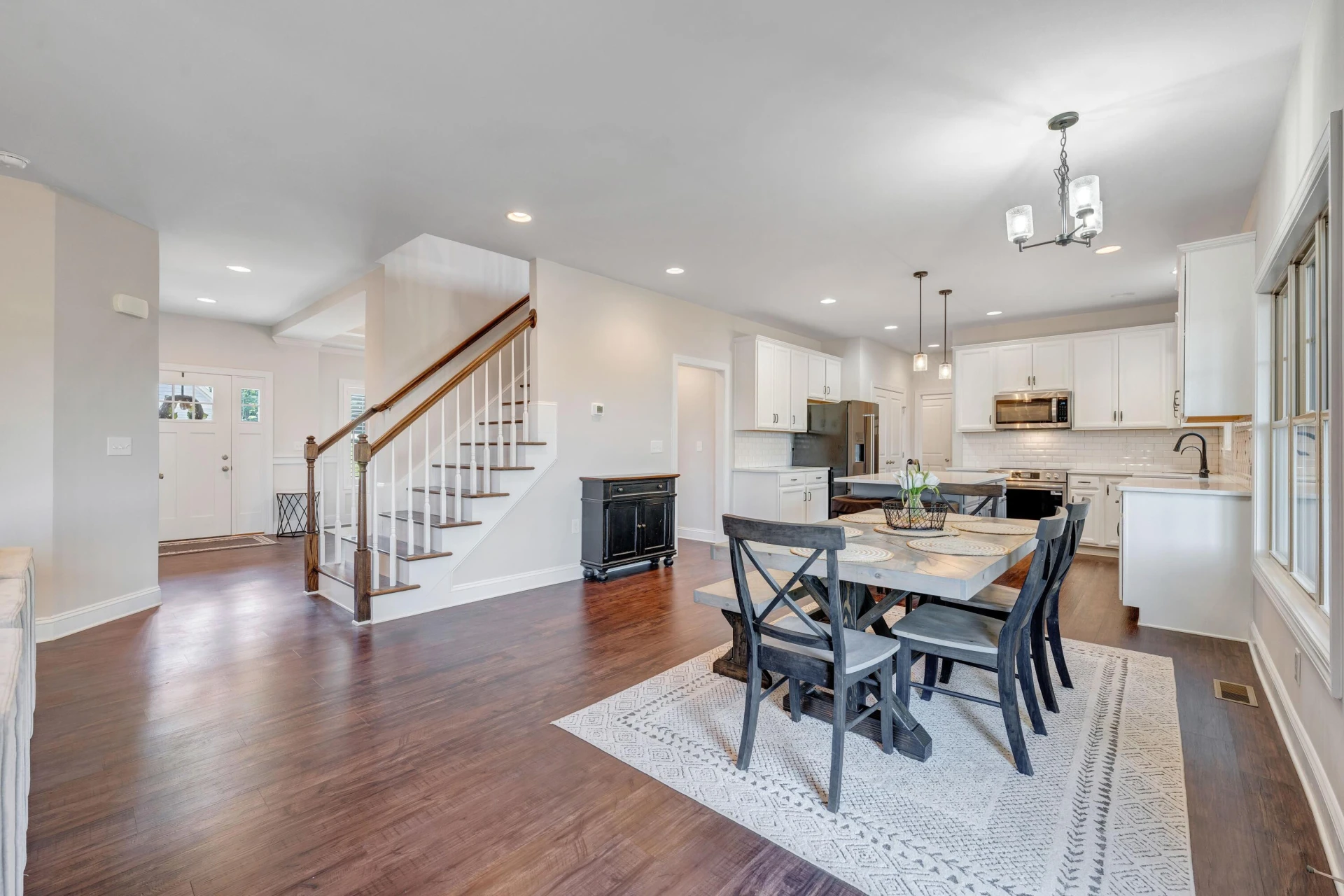 6880 Linn Cove CT - Photo 24