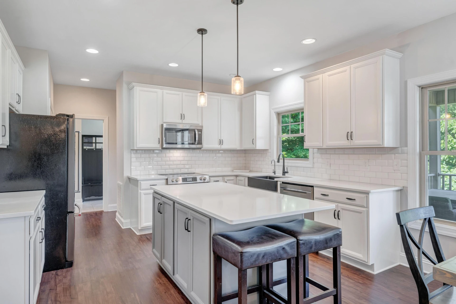 6880 Linn Cove CT - Photo 31