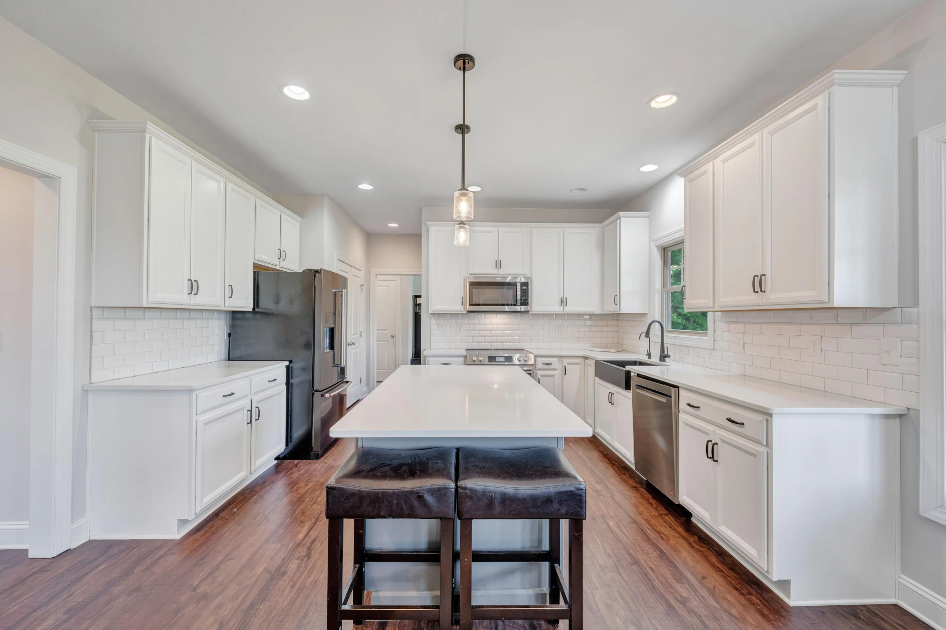 6880 Linn Cove CT - Photo 32