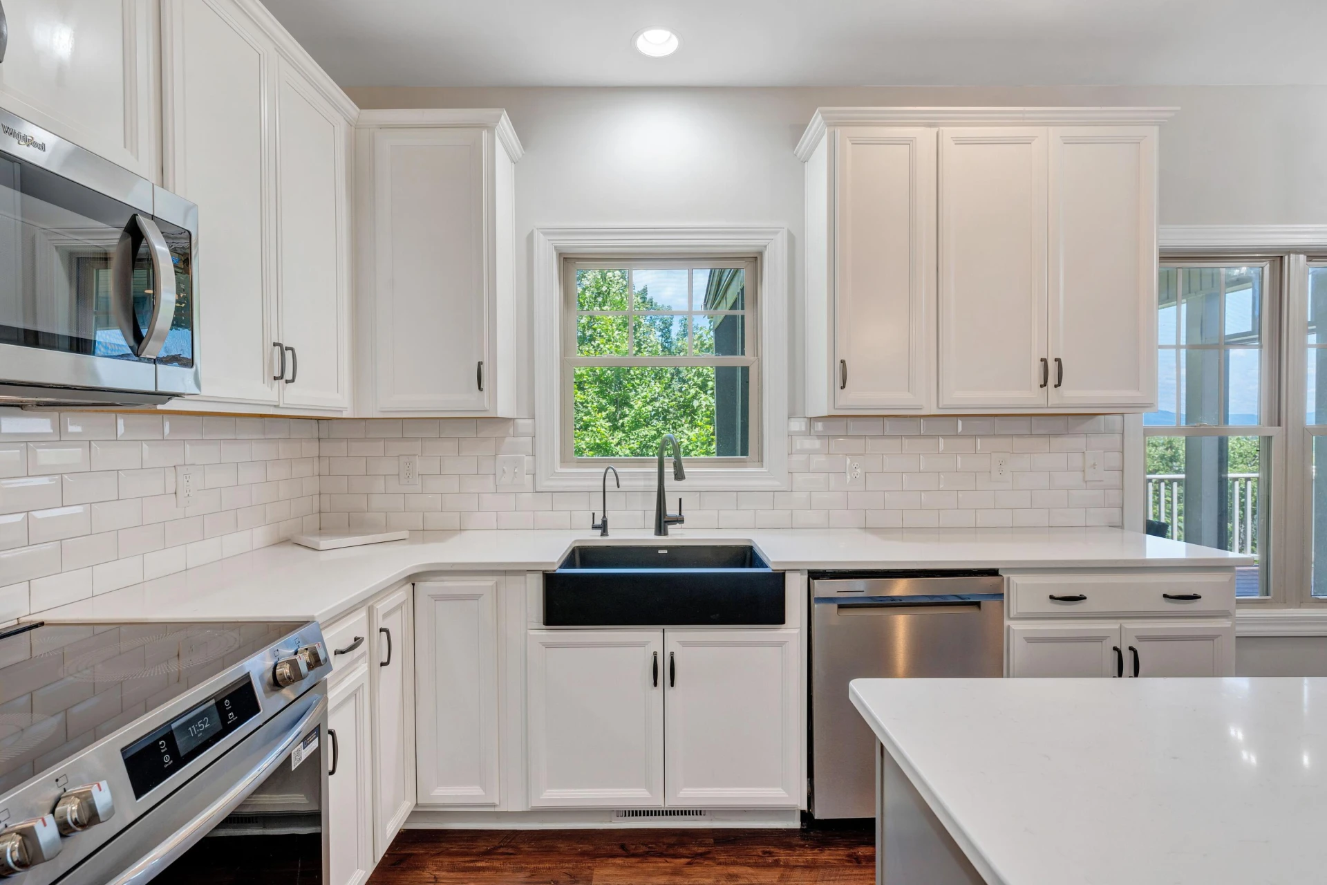 6880 Linn Cove CT - Photo 34