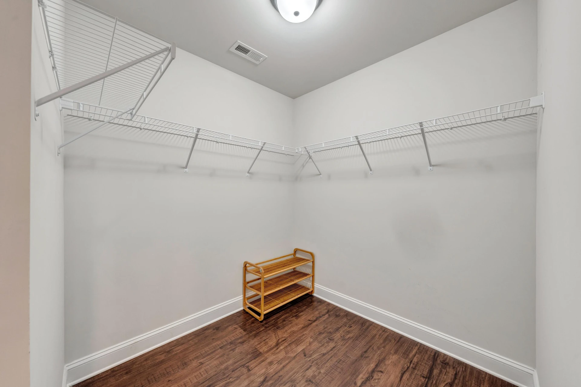 6880 Linn Cove CT - Photo 48