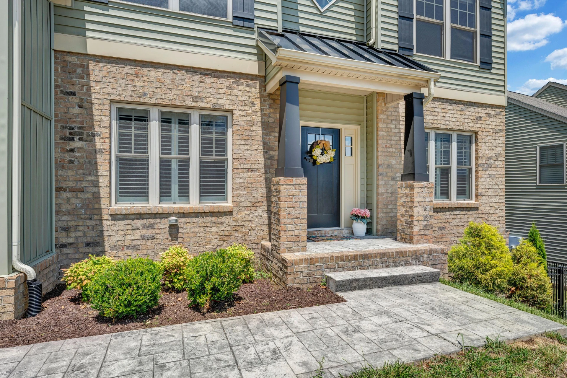 6880 Linn Cove CT - Photo 5