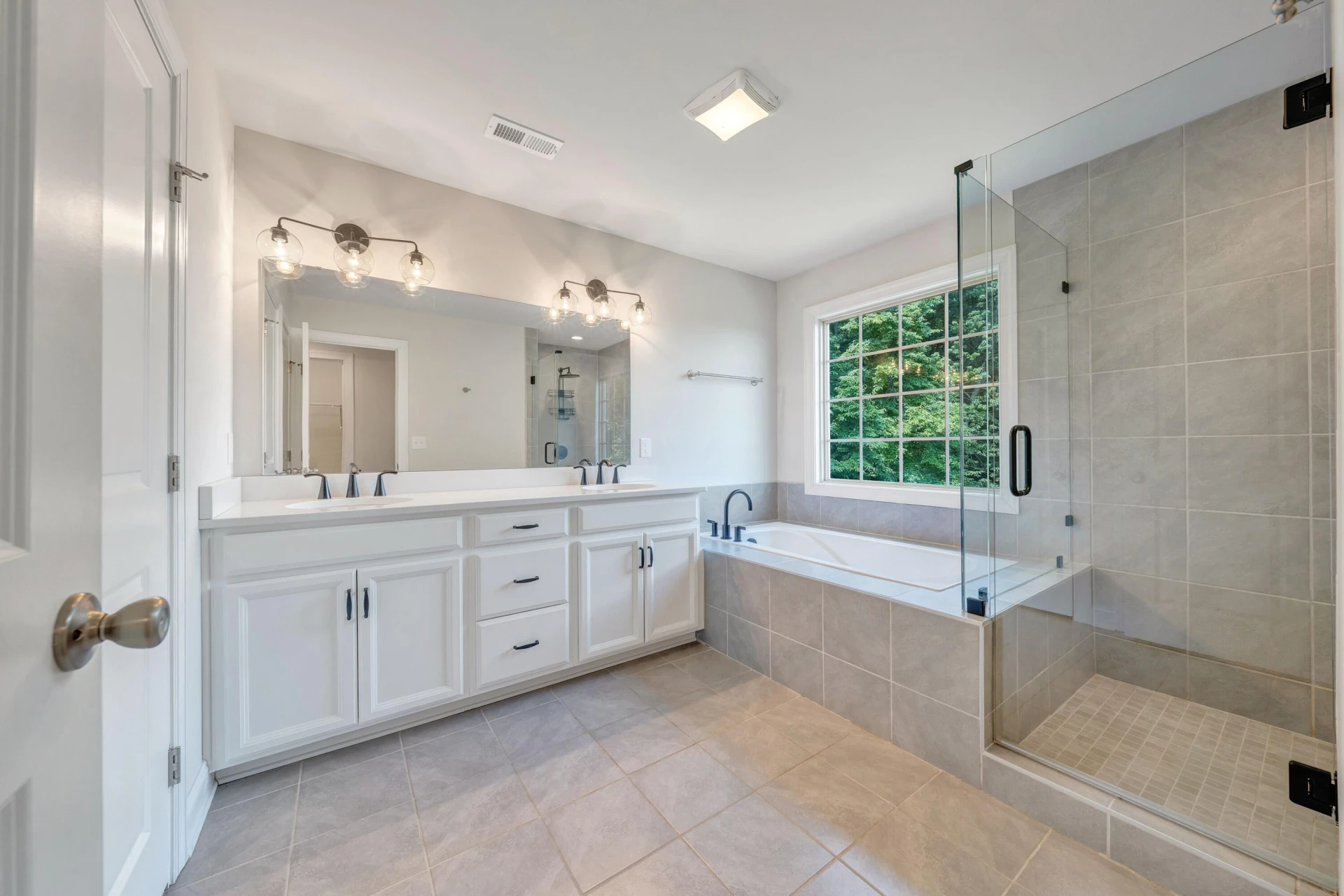 6880 Linn Cove CT - Photo 50