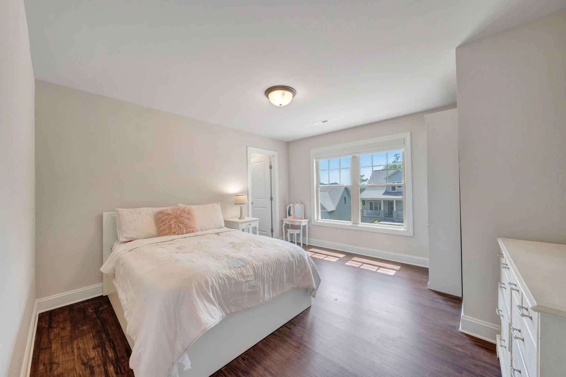6880 Linn Cove CT - Photo 60