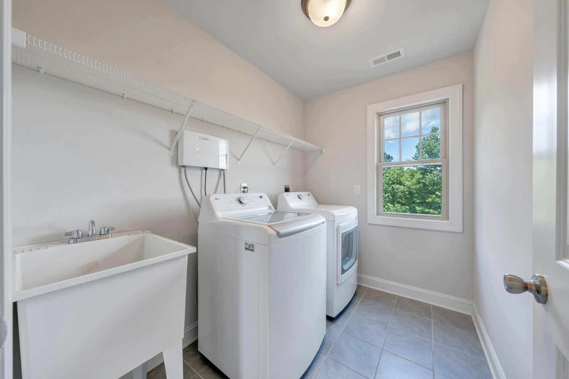 6880 Linn Cove CT - Photo 62