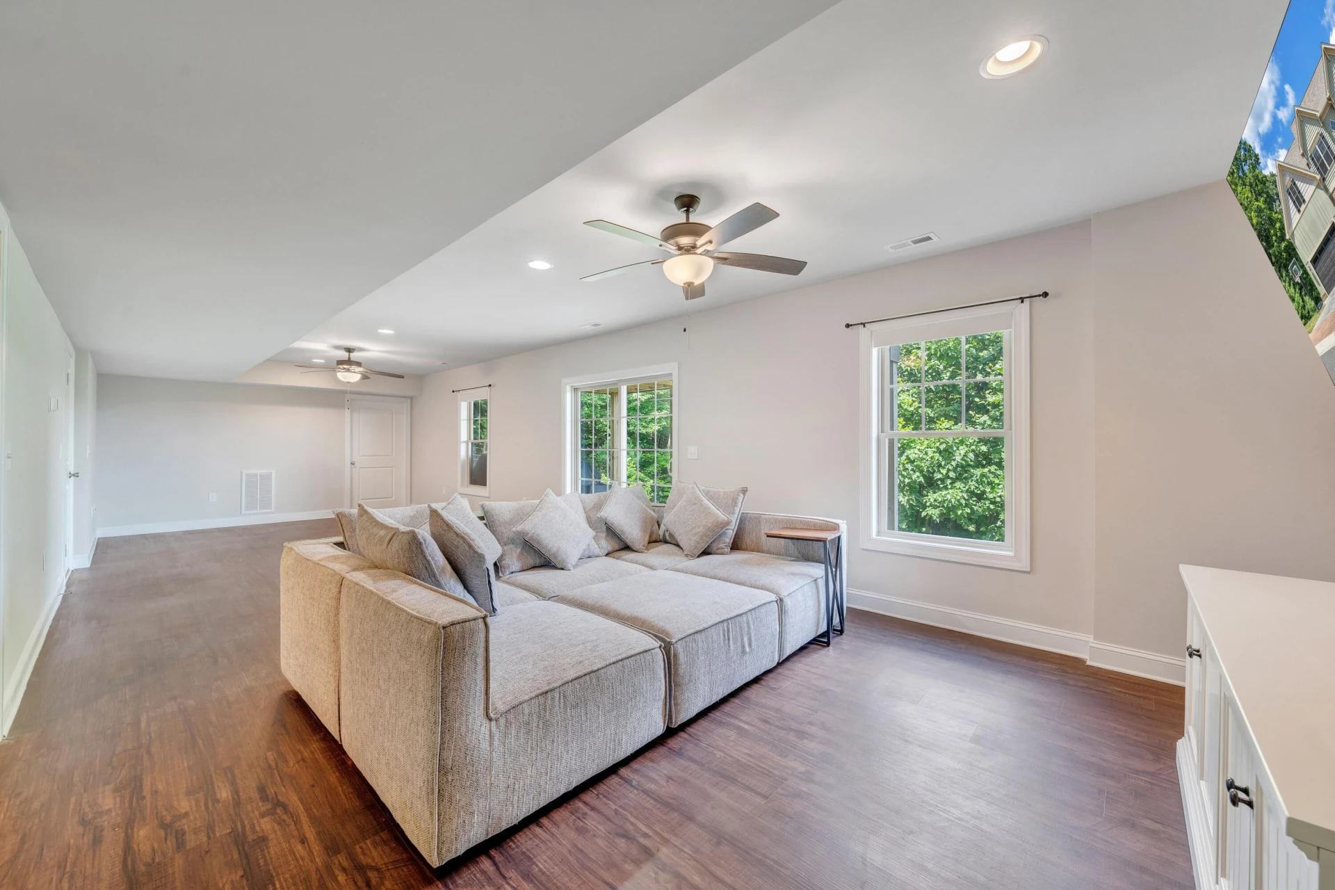 6880 Linn Cove CT - Photo 64