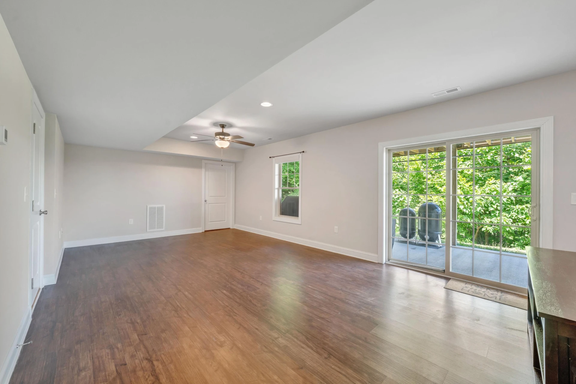 6880 Linn Cove CT - Photo 66