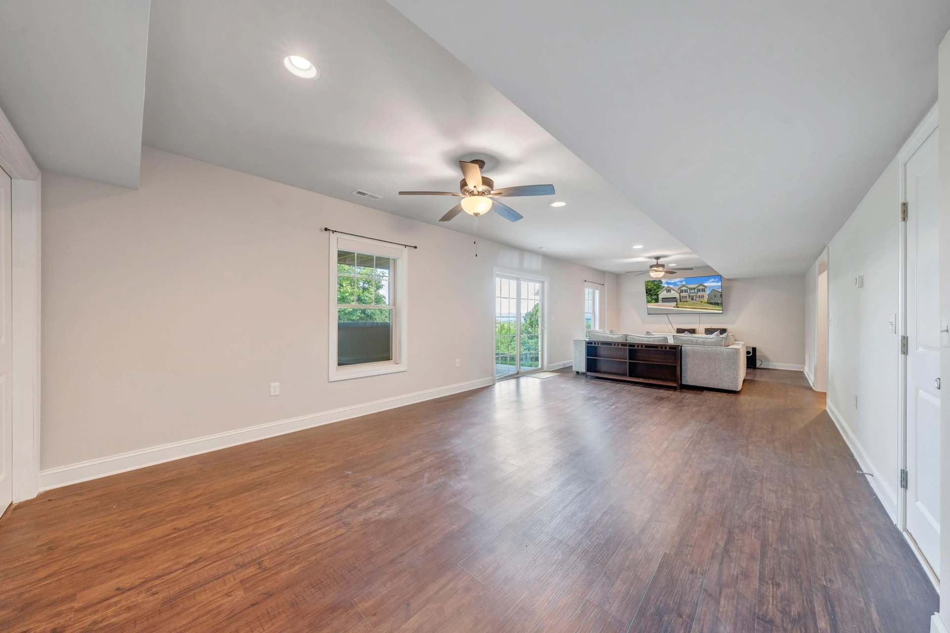6880 Linn Cove CT - Photo 67