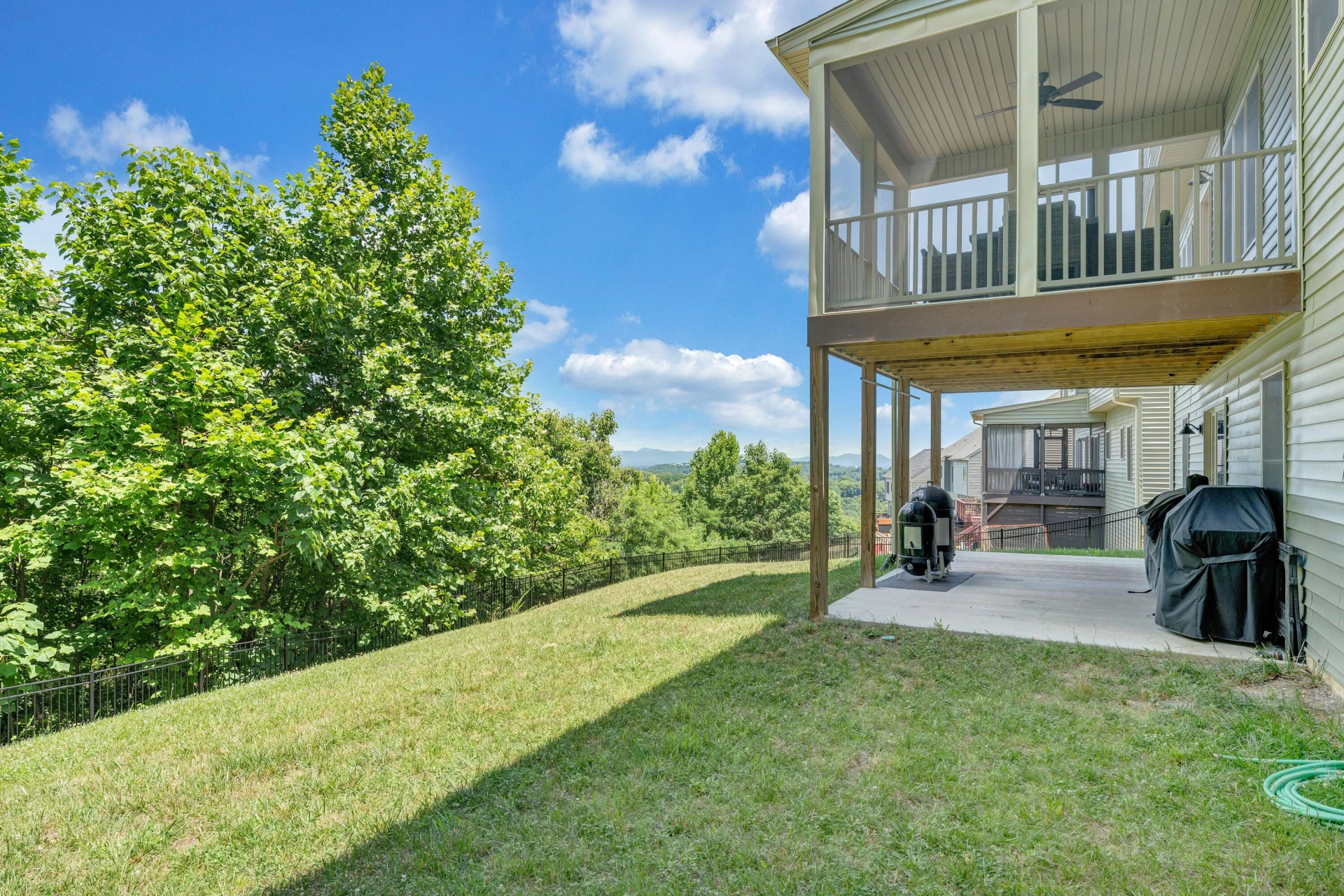 6880 Linn Cove CT - Photo 73
