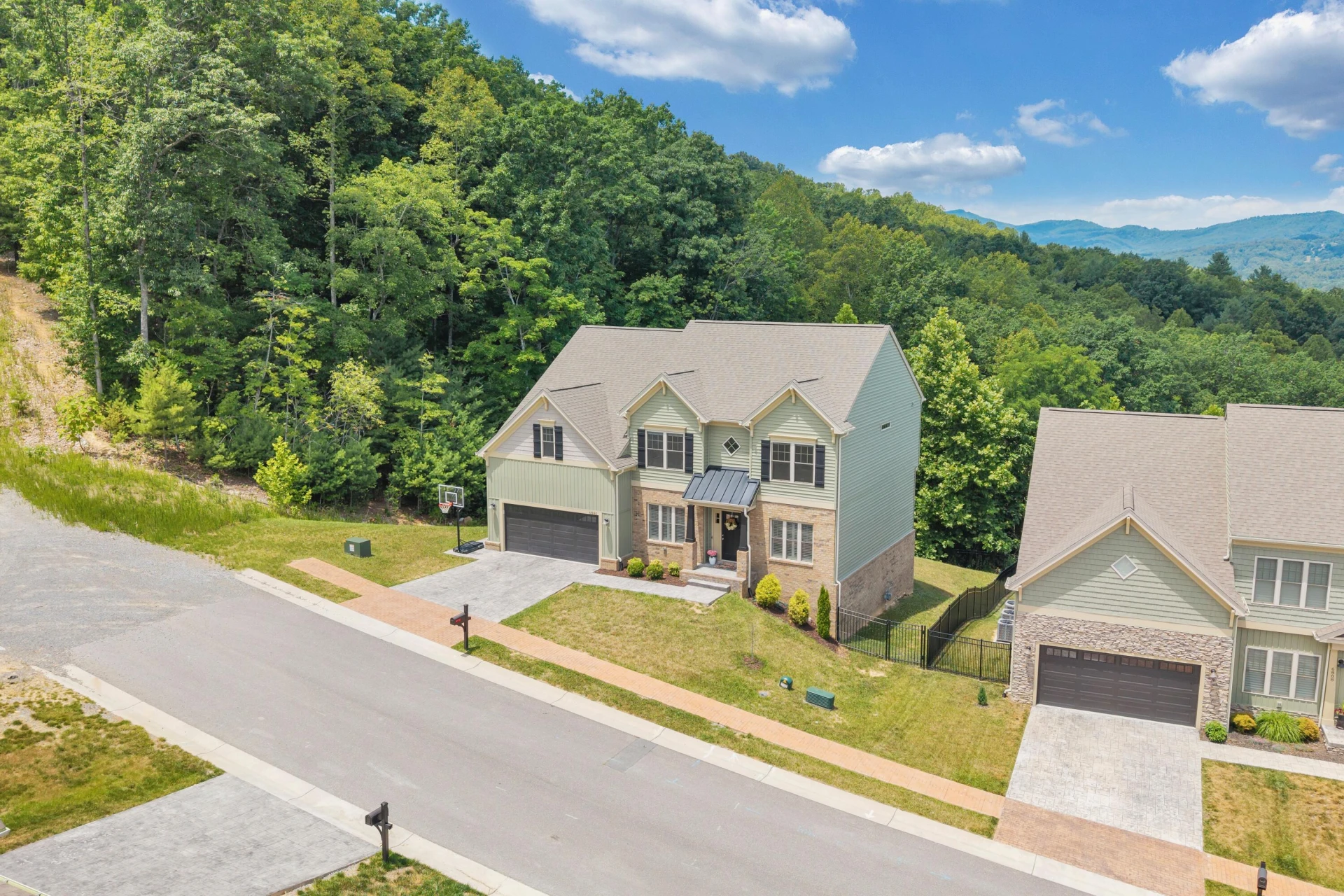 6880 Linn Cove CT - Photo 79
