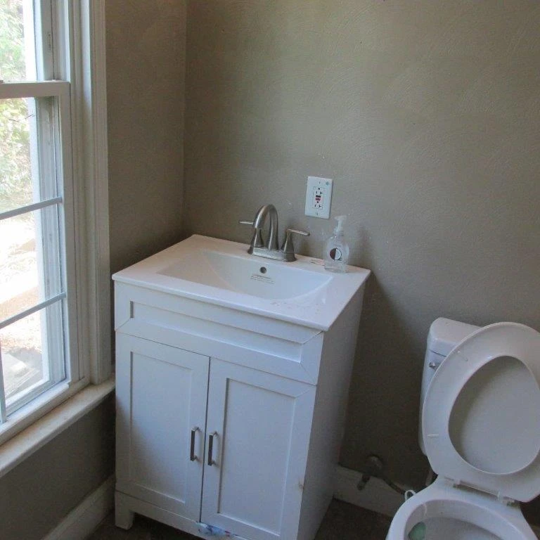 627 Bullitt AVE SE - Photo 7