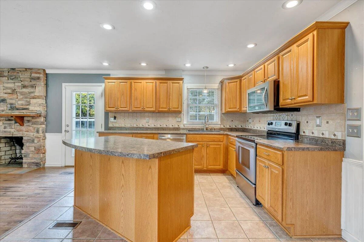 3565 Colony LN - Photo 5
