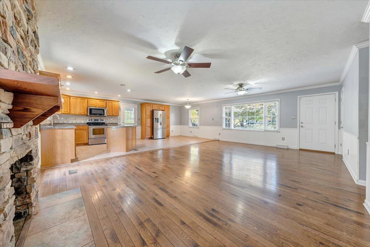 3565 Colony LN - Photo 8