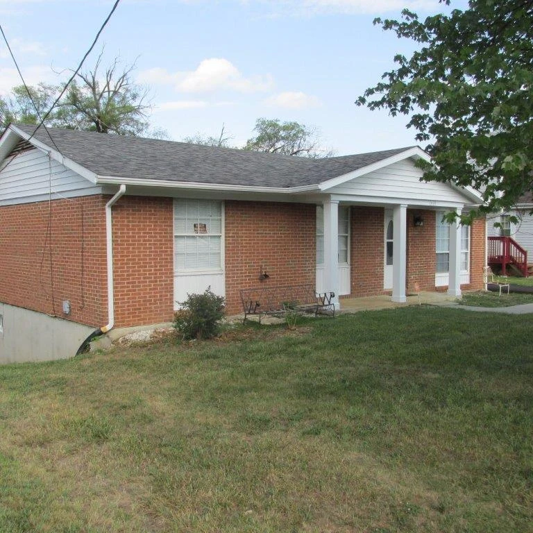 1609 Dunbar ST NW - Photo 2