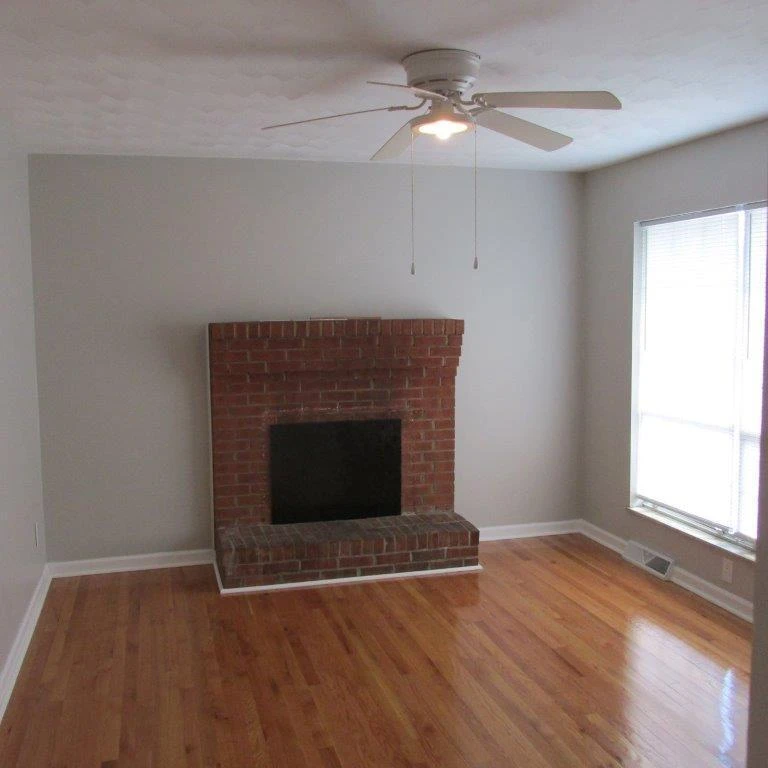 1609 Dunbar ST NW - Photo 8