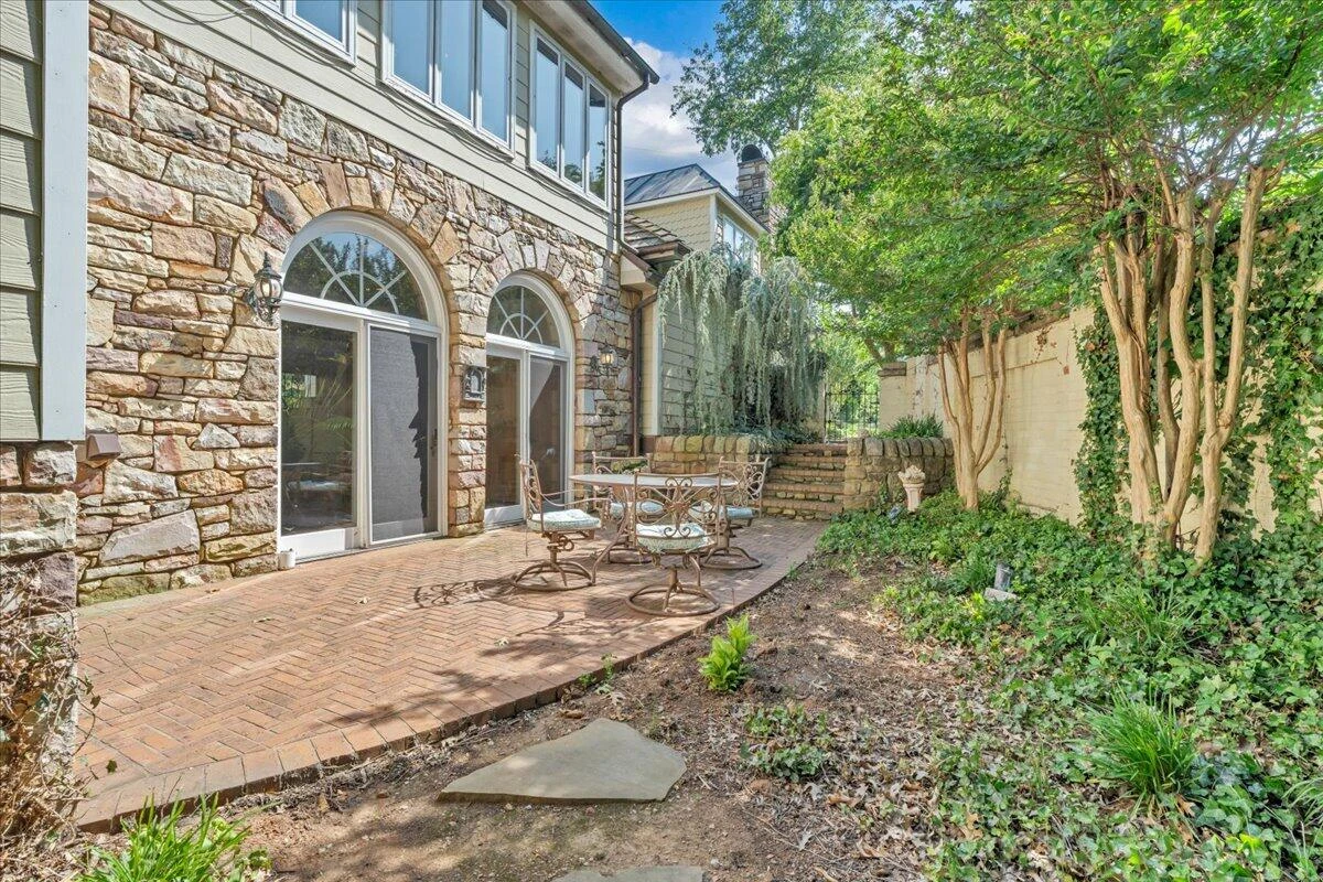 6104 Greyholme LN - Photo 105