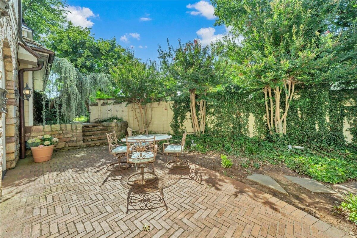 6104 Greyholme LN - Photo 106