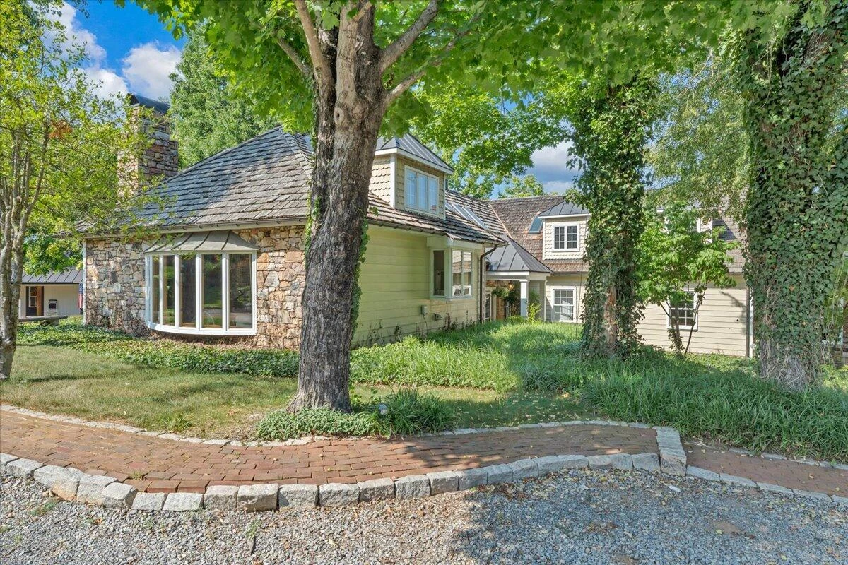 6104 Greyholme LN - Photo 136