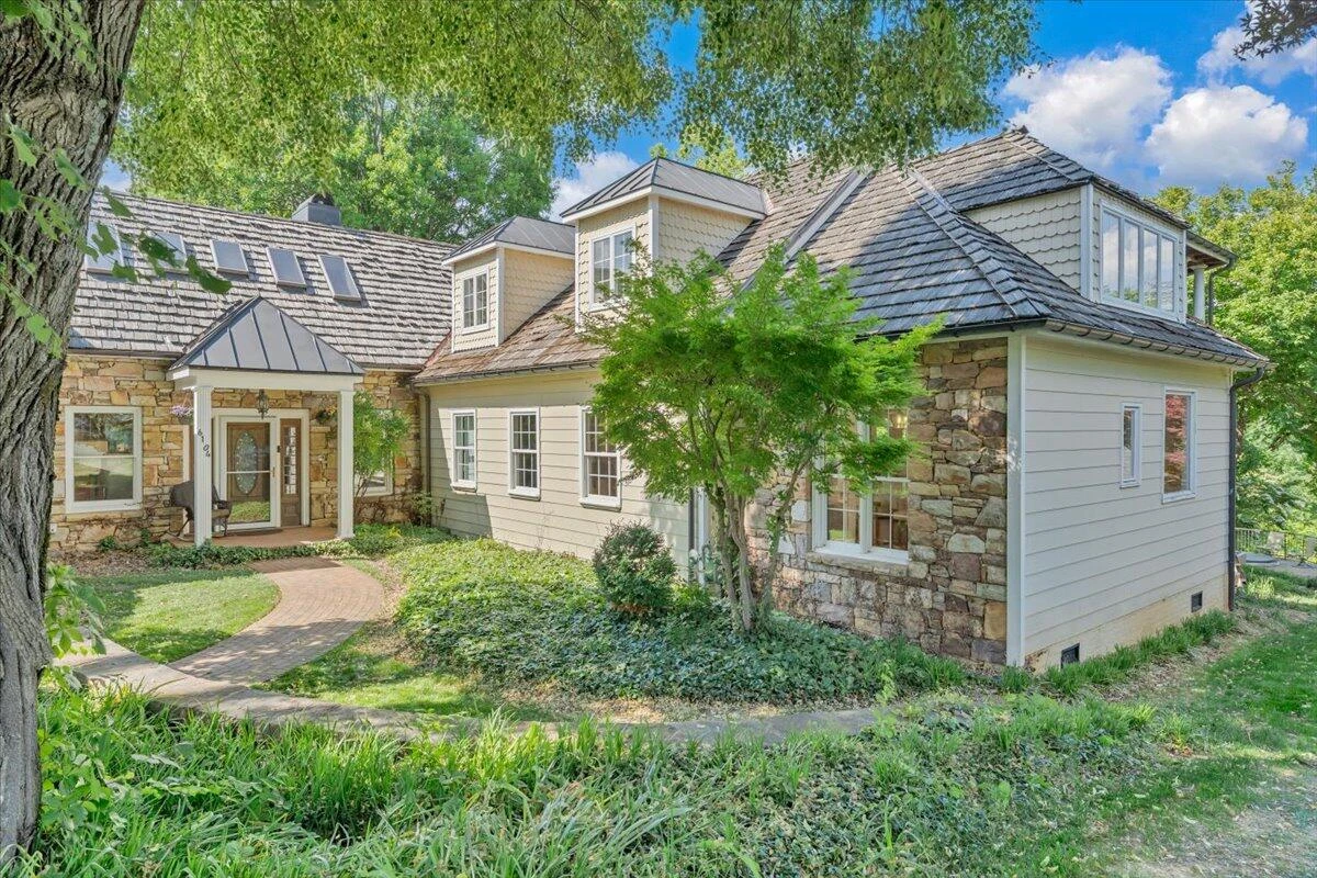 6104 Greyholme LN - Photo 5