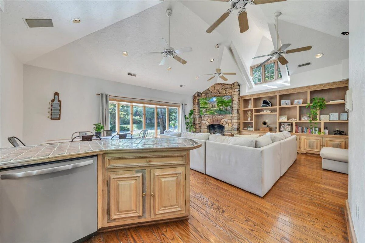 6104 Greyholme LN - Photo 78