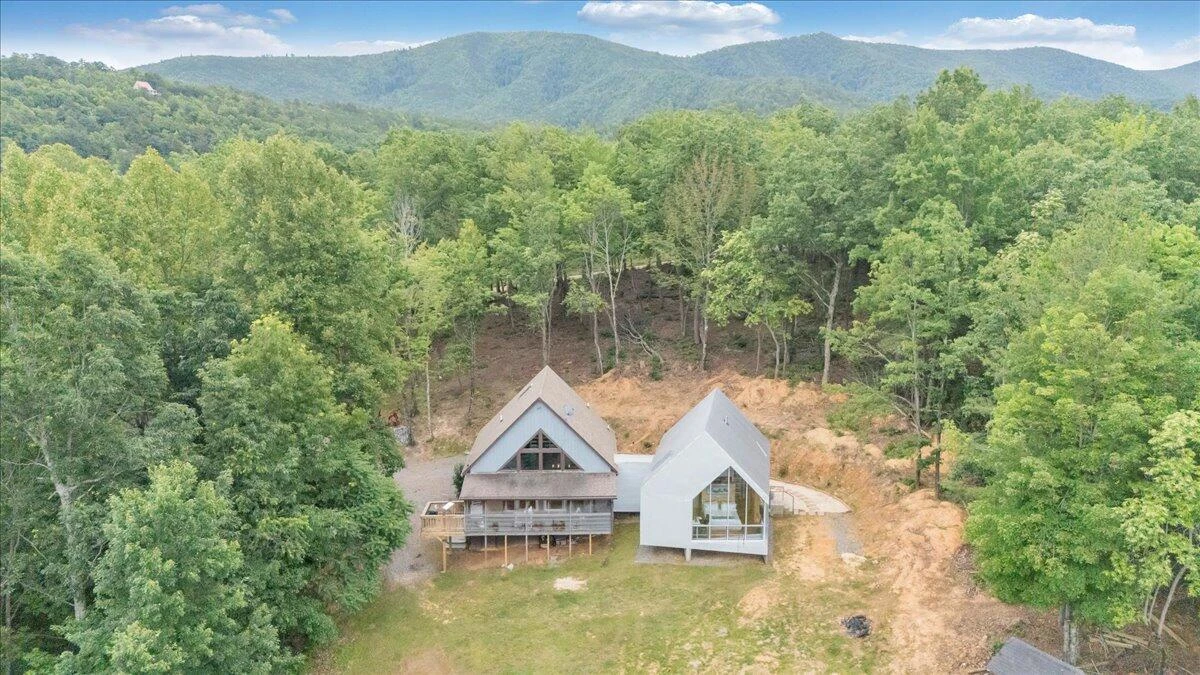 722 Foley Ridge RD
