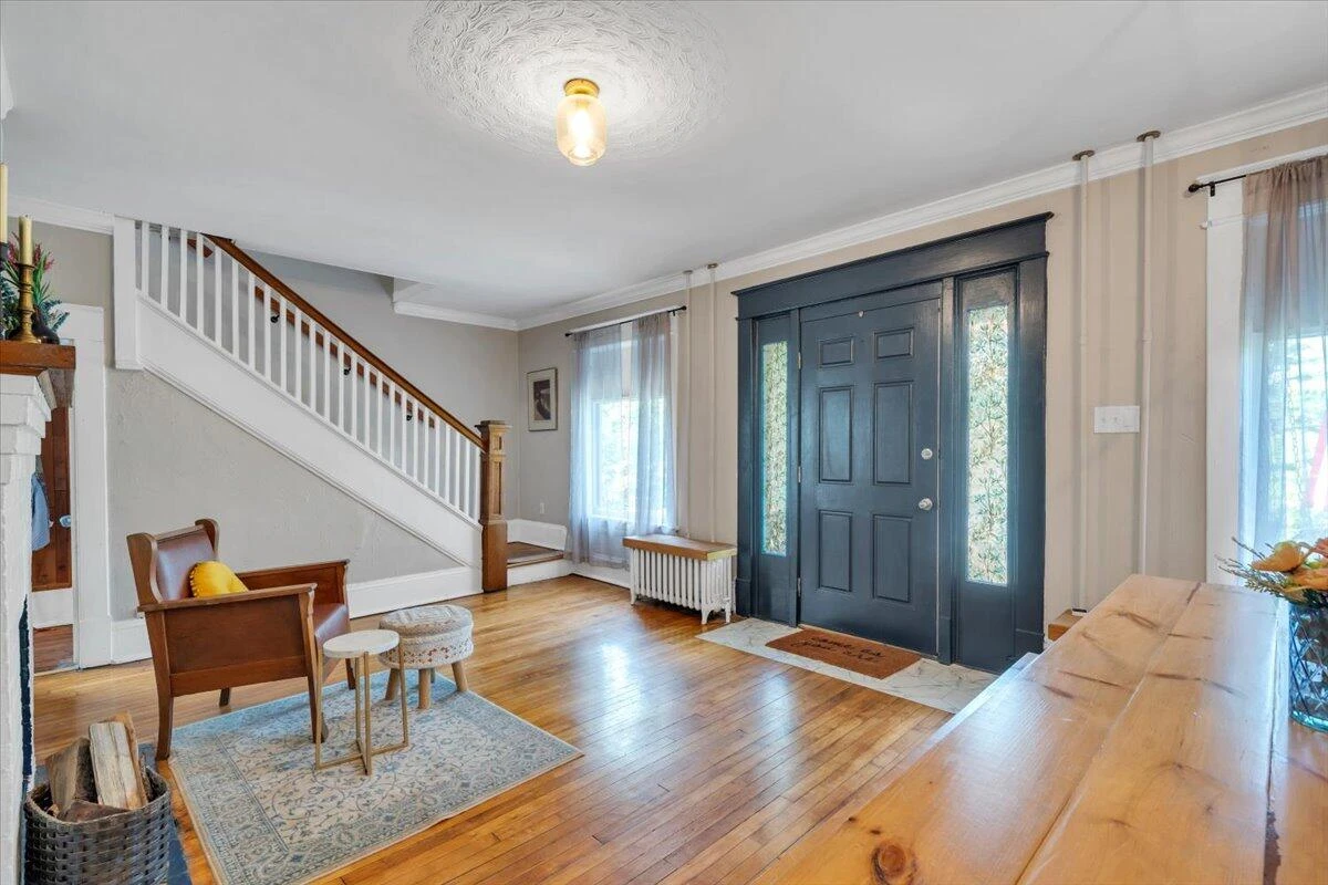2112 Denniston AVE SW - Photo 11