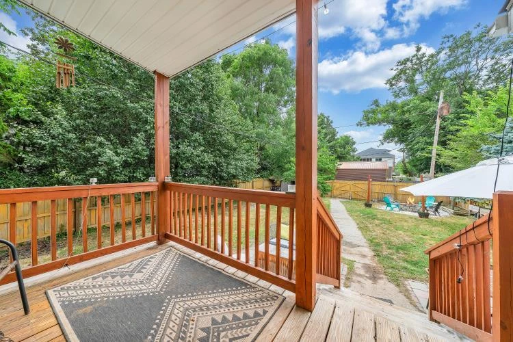 2112 Denniston AVE SW - Photo 3