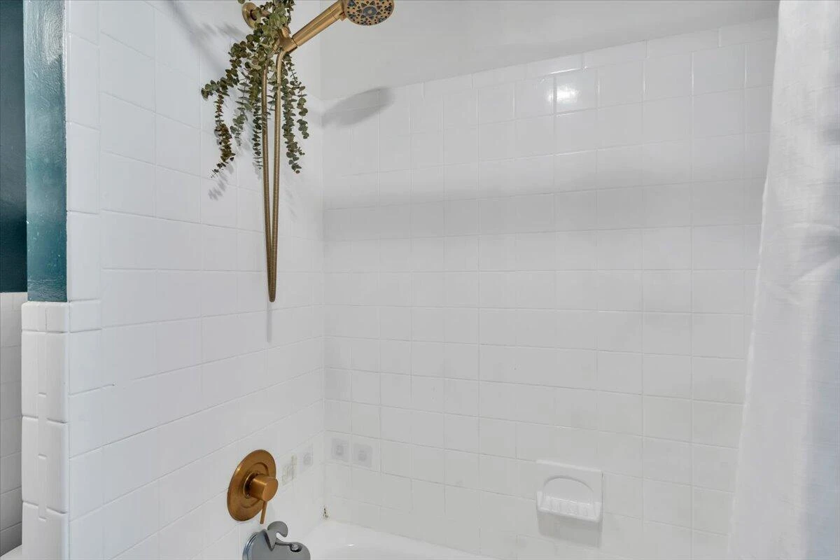 2112 Denniston AVE SW - Photo 33