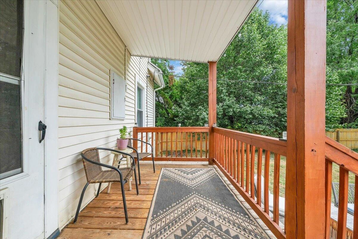 2112 Denniston AVE SW - Photo 36