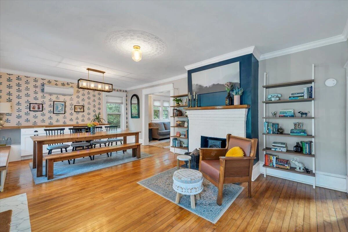 2112 Denniston AVE SW - Photo 8