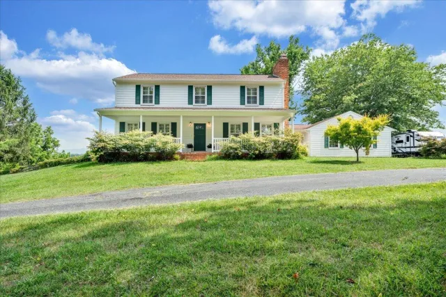 452 Country Club RD, Troutville, VA, 24175