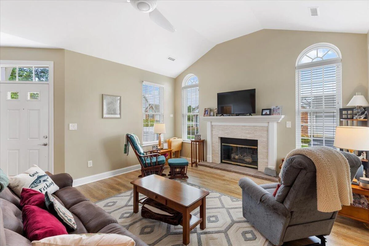 143 E Patriot WAY #16-2 - Photo 12