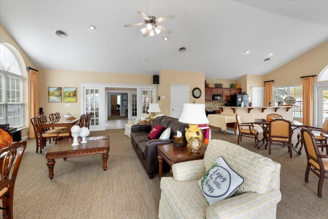 143 E Patriot WAY #16-2 - Photo 44