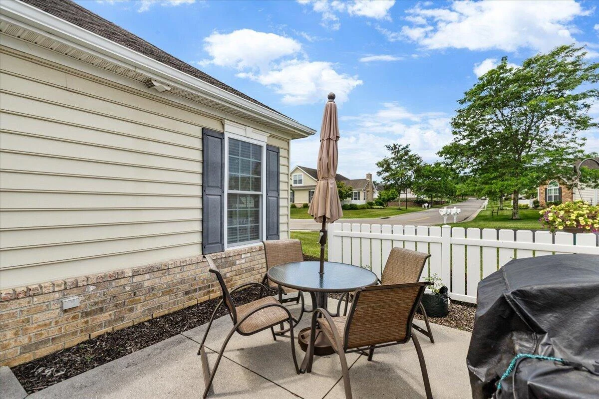 143 E Patriot WAY #16-2 - Photo 6