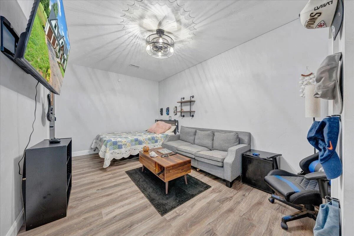 479 Constitution BLVD - Photo 32