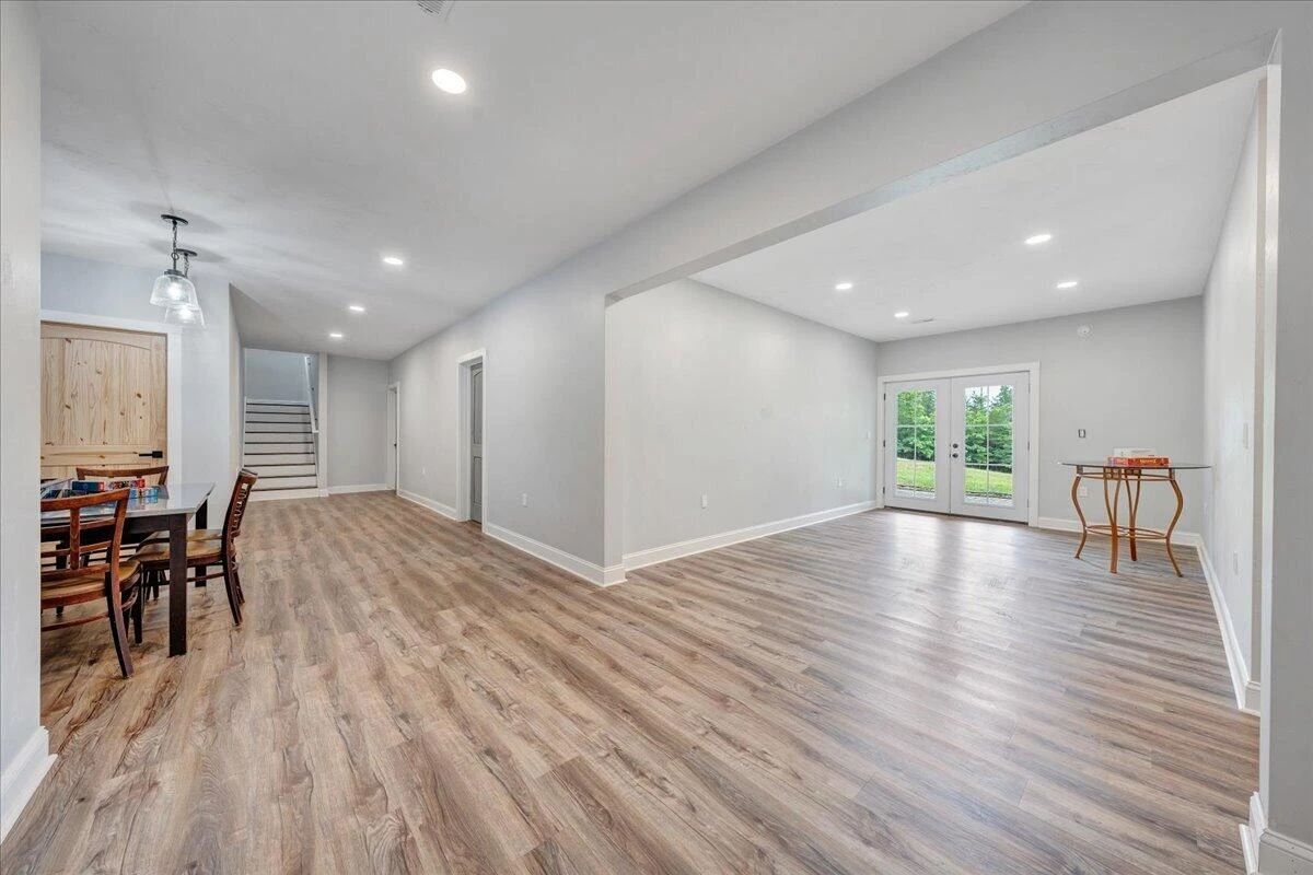 479 Constitution BLVD - Photo 35