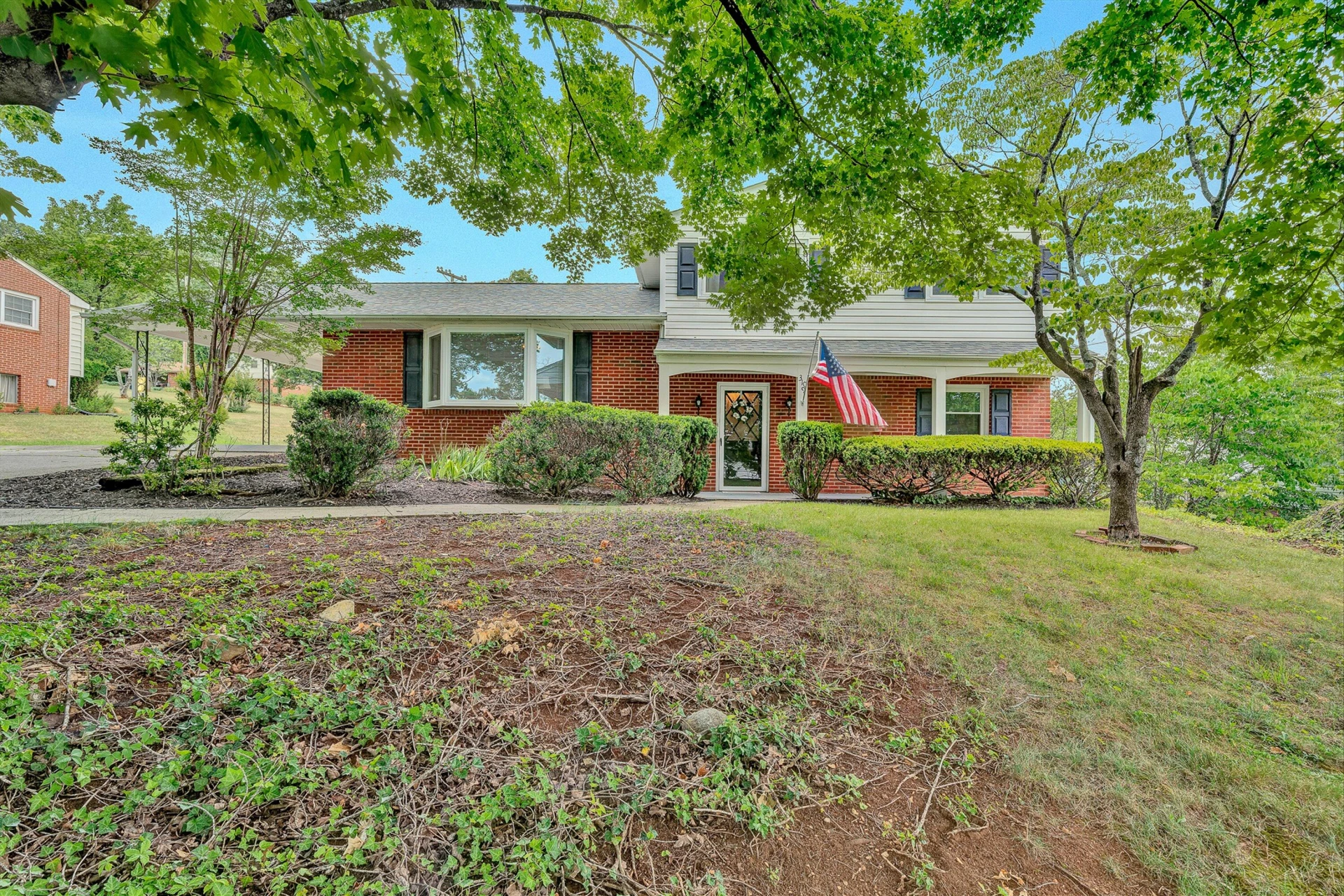 3109 Longhorn RD