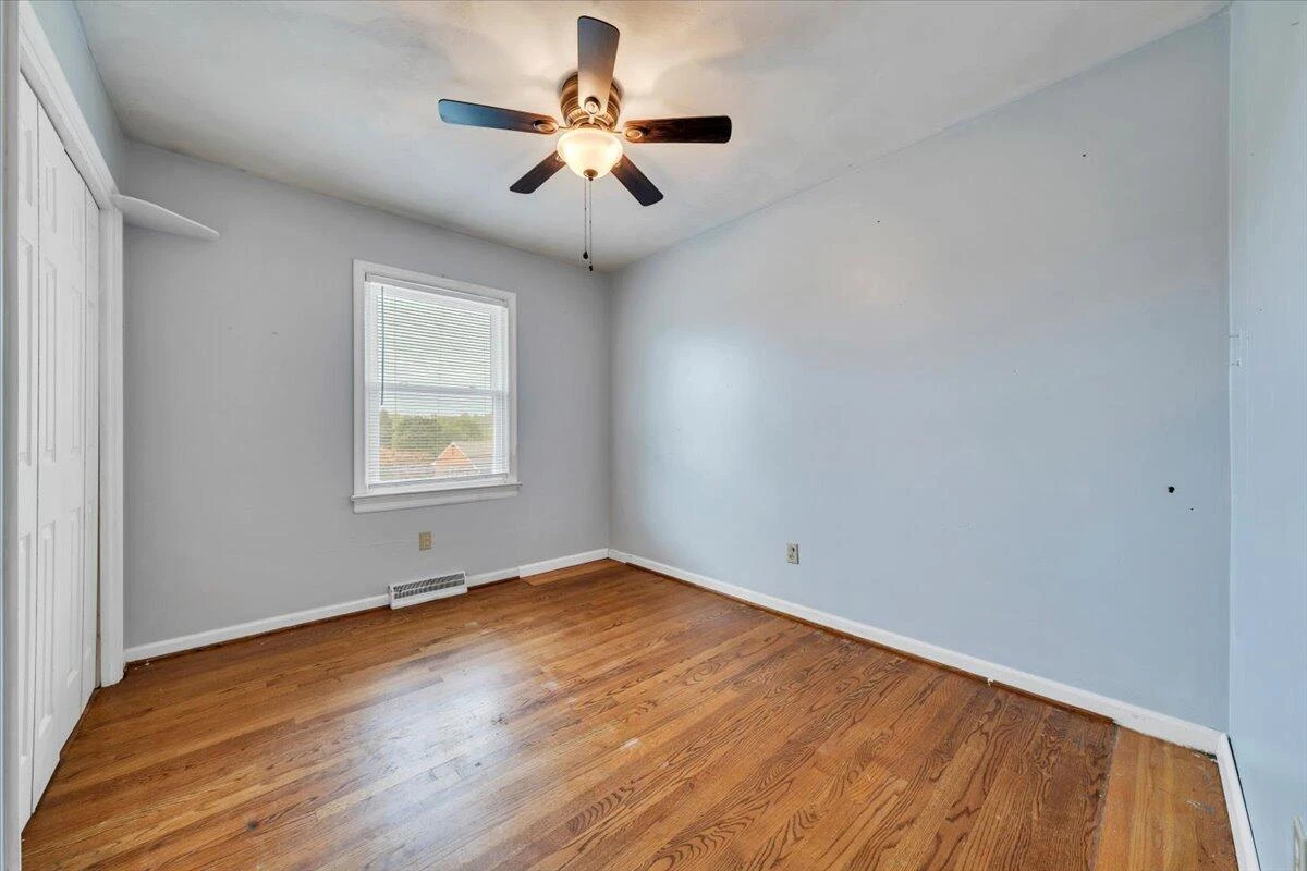 866 Peyton ST - Photo 20