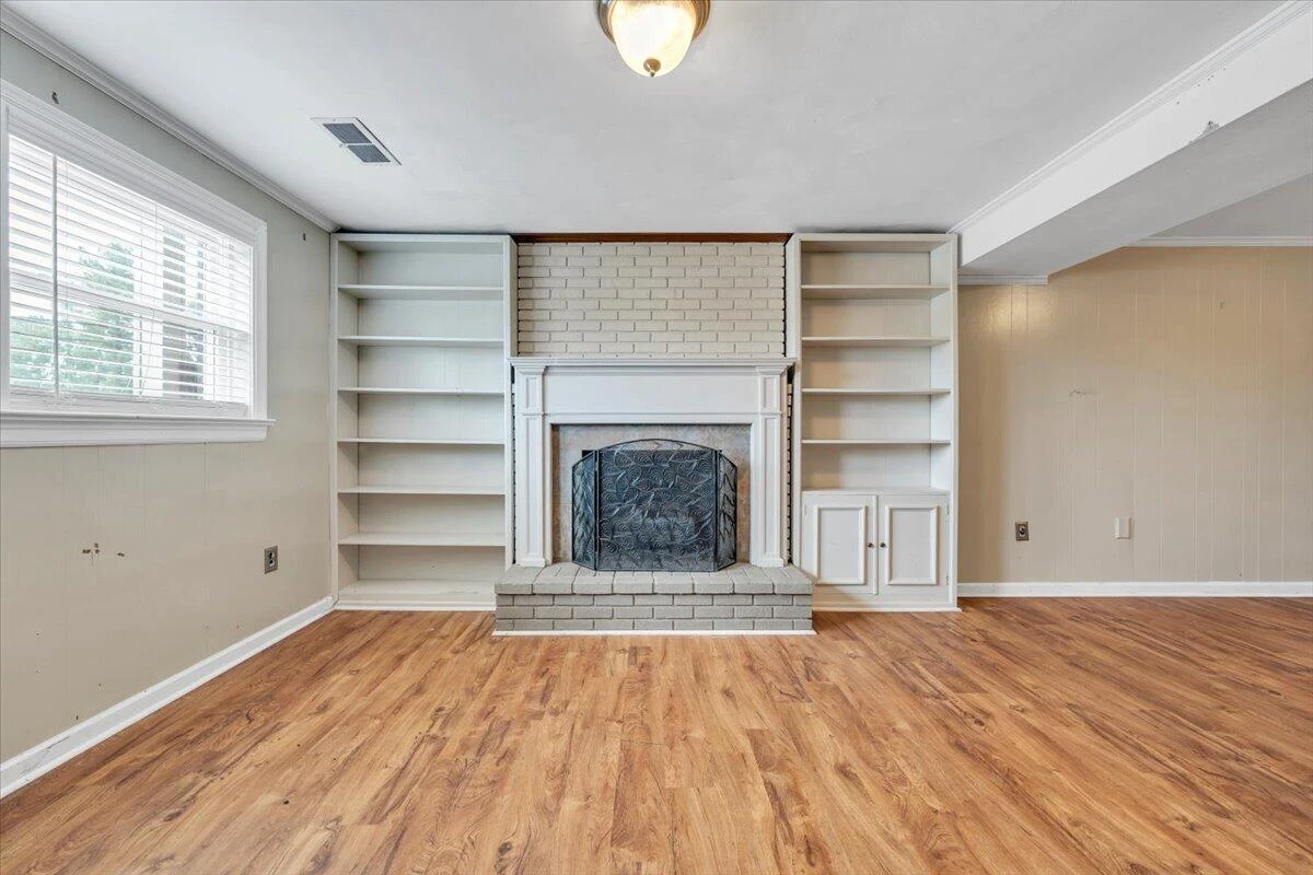 866 Peyton ST - Photo 23