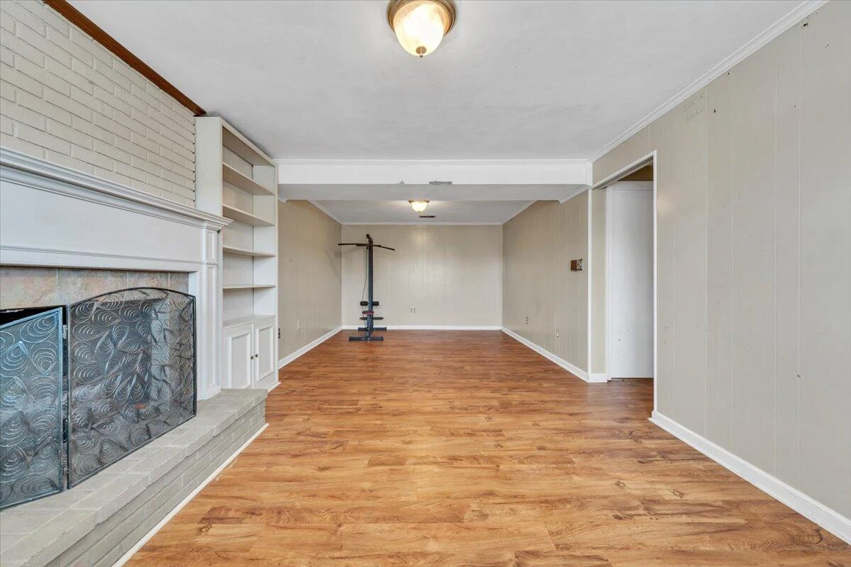 866 Peyton ST - Photo 26