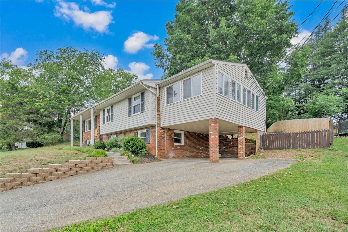 866 Peyton ST - Photo 42